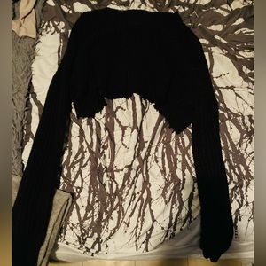 Black cropped long sleeve